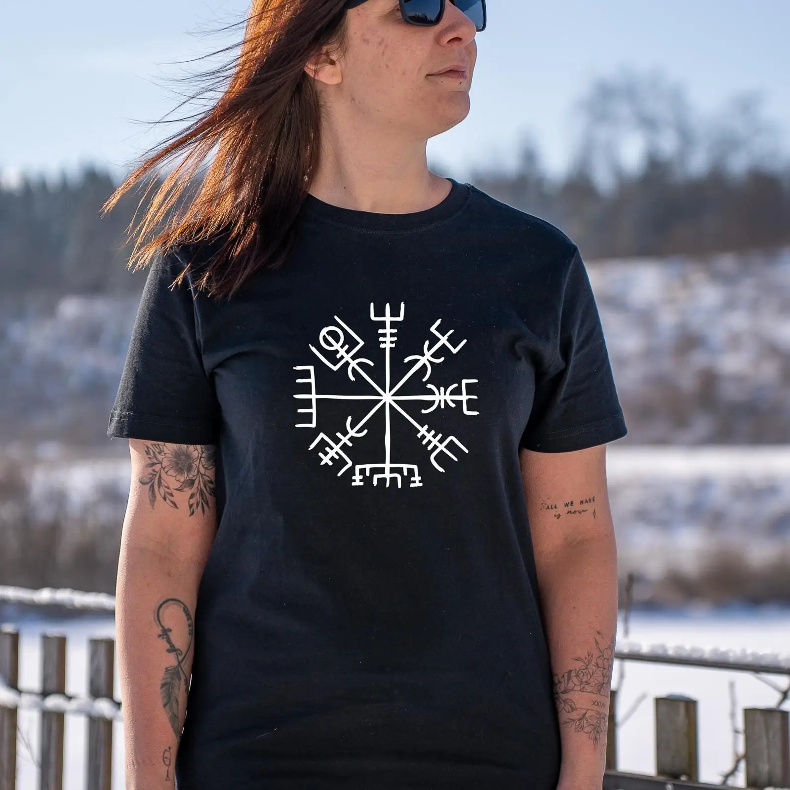 Vintage Fashion Faire - Vegvísir ノルディック ルーン コンパス バイキング T