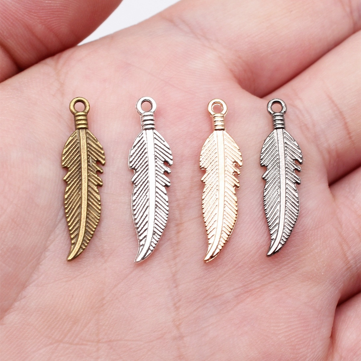中空フェザーチャームリーフチャーム合金チャームヴィンテージ自 - Vintage Fashion Jewelry Necklaces のレビューと価格