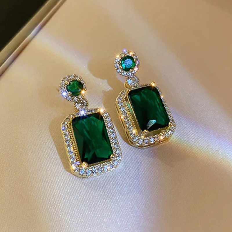 結婚式の婚約イヤリング女性高級グリーンストーンゴールドカラー - Vintage Fashion Faire のレビューと価格